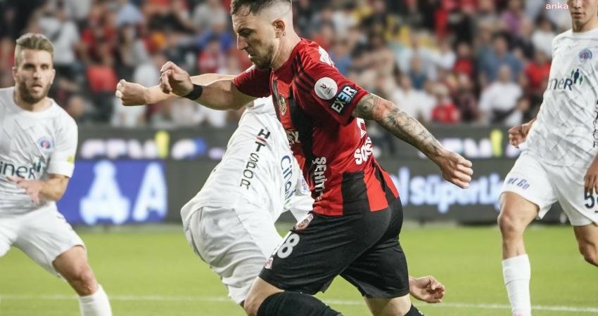 Süper Lig’in 37 haftasında karşı karşıya gelen Gaziantep FK ile