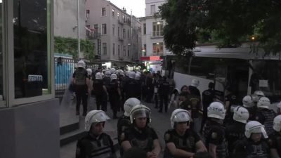 Gezi Parkı eylemlerinin 12. yıl dönümünde Beyoğlu'nda bir anma düzenlendi.