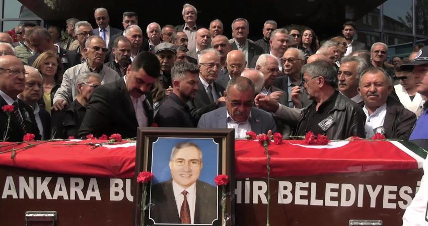 Hayatını kaybeden Ankara’nın Altındağ ilçesinde 1989-1994 yılları arasında CHP’den belediye