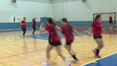 İzmir Büyükşehir Belediyesi Spor Kulübü, kentteki spor kültürünü geliştirmeye ve