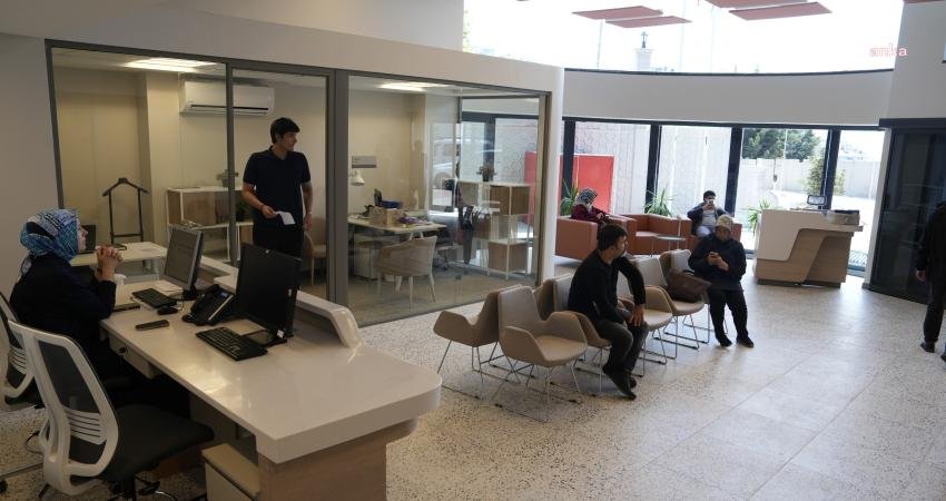 Kartal Belediyesi Polikliniği, Karlıktepe Mahallesi Cengiz Topel Caddesi üzerindeki yeni