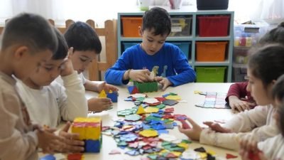 Kartal Belediyesi, bünyesindeki kreşlerde eğitim gören miniklerin ilkokula geçiş sürecini