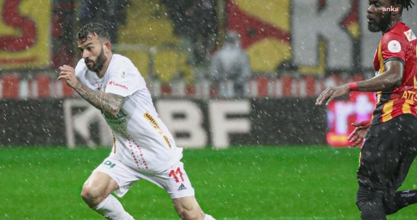 Süper Lig’in 35. hafta kapanış maçında Kayserispor evinde Antalyaspor’u 3-1