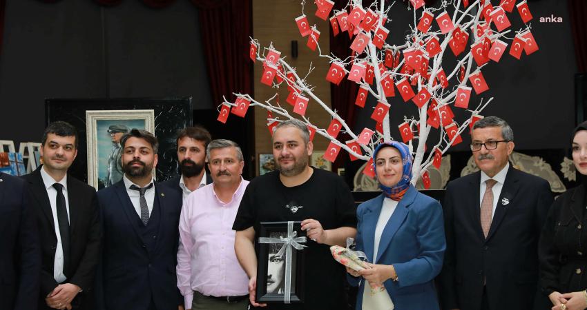 Keçiören Sanat ve Meslek Edindirme Kursları'nda (KEÇMEK) eğitim alan kursiyerlerin
