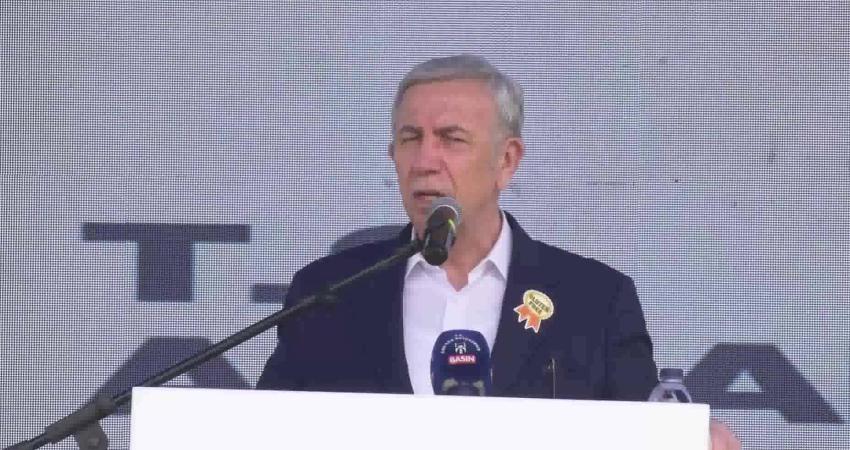 Mansur Yavaş, çölyak farkındalık etkinliğine katıldı: Belediye, insanların sadece su ve yol gibi ihtiyaçlarıyla değil her şeyleriyle ilgilenir” Ankara Büyükşehir Belediyesi, 'Dünya Çölyak Farkındalık Günü’ne özel bir etkinlik