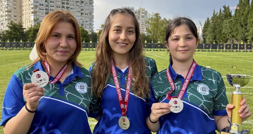 Muğla Büyükşehir Belediyesi Spor Kulübü okçuları, Antalya’da düzenlenen 2025 Türkiye