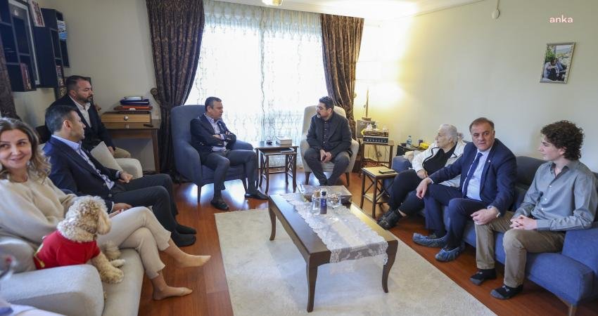 CHP Genel Başkanı Özgür Özel, Silivri’de tutuklu bulunan İPA Başkanı