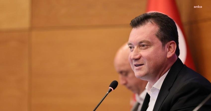 Silivri Belediye Başkanı Bora Balcıoğlu, ilçeye bağlı 35 mahallenin muhtarıyla