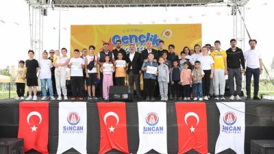 Sincan Belediyesi “Gençlik Haftası” kapsamında etkinlikler düzenlemeye devam ediyor. Bugün