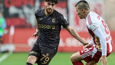 Süper Lig’in son haftasında Trabzonspor konuk oluğu Antalyaspor’u 2-0 mağlup