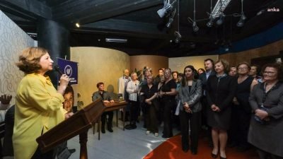 Eskişehir'de bulunan Prof. Dr. Yılmaz Büyükerşen Balmumu Heykeller Müzesi’nde, bilim