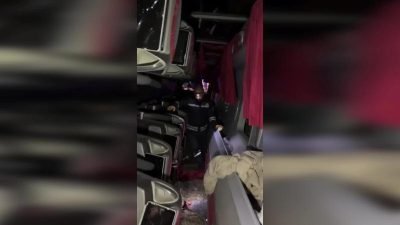 Van’ın Gevaş ilçesi yakınlarında meydana gelen trafik kazasında, bir yolcu