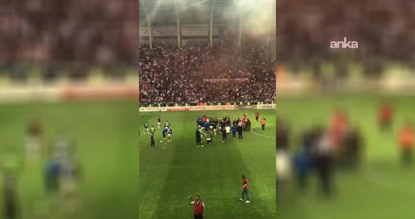 Elazığspor-Vanspor arasında oynanan TFF 2. Lig play-off yarı final mücadelesi