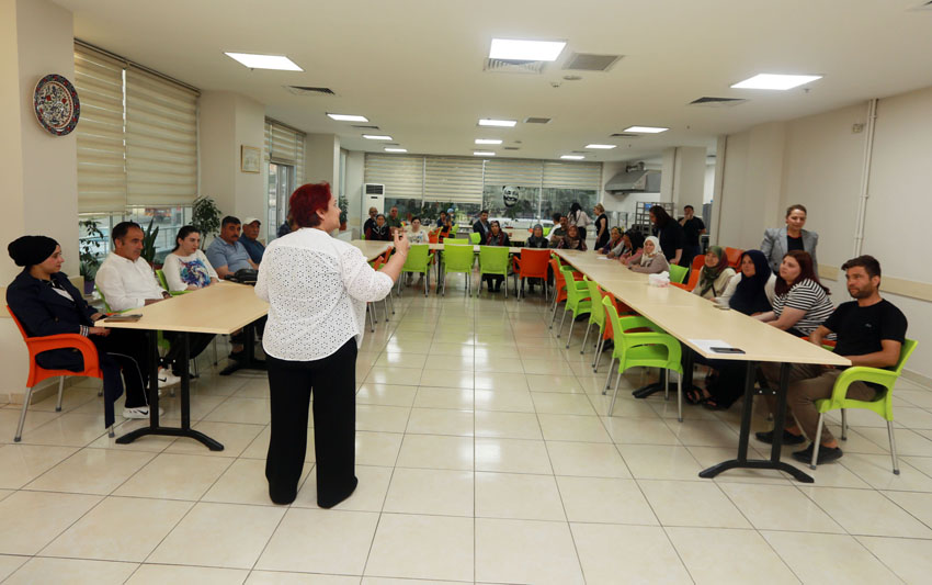 Yenimahalle Belediyesi’nin Onkoloji Hastanesi’nde tedavi gören hasta ve hasta yakınları