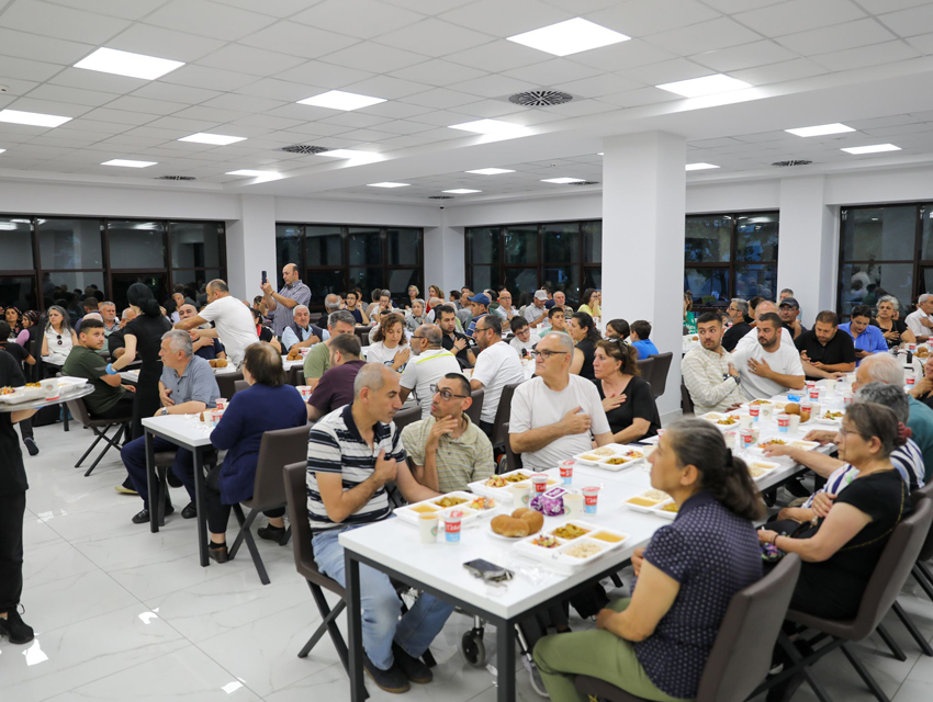 Etimesgut Belediyesi’nde Muharrem Ayı’nda oruçlar birlikte açılacak Etimesgut Belediyesi, toplumsal dayanışmayı ve birlikteliği güçlendiren, manevi değerleri pekiştiren