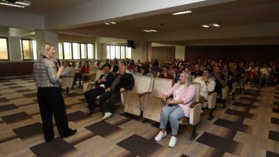 Yenimahalle Belediyesi, personelinin kendini geliştirmesine olanak sağlayan hizmet içi eğitim programlarına
