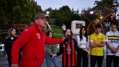 Beylikdüzü Belediyesi, Yükseköğretim Kurumları Sınavı’na (YKS) hazırlanan öğrencilere yönelik motivasyon