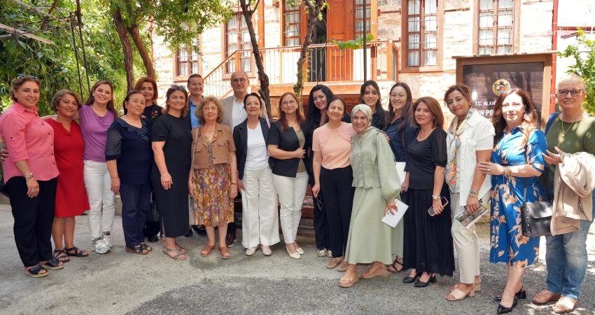 Alanya Belediyesi Kadın Politikaları ve Aile Destek Merkezi, kadın sorunları,