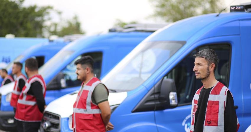 Ankara Büyükşehir Belediyesi'nin "Paylaşmanın Bayramı" sloganıyla başlattığı et bağışı kampanyası bu