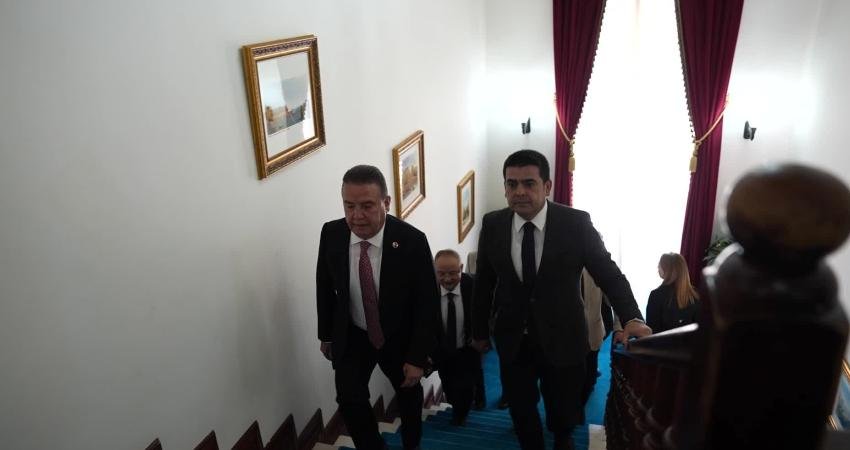Antalya Büyükşehir Belediyesi, Ana Hizmet Binası’yla ‘Erişilebilirlik Belgesi’ almaya hak