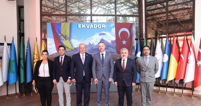 ATO Yönetim Kurulu Başkanı Baran: “Ekvador ile ticaret hedefimiz 1 milyar dolar” Ankara Ticaret Odası (ATO) Yönetim Kurulu Başkanı Gürsel Baran, diplomatik