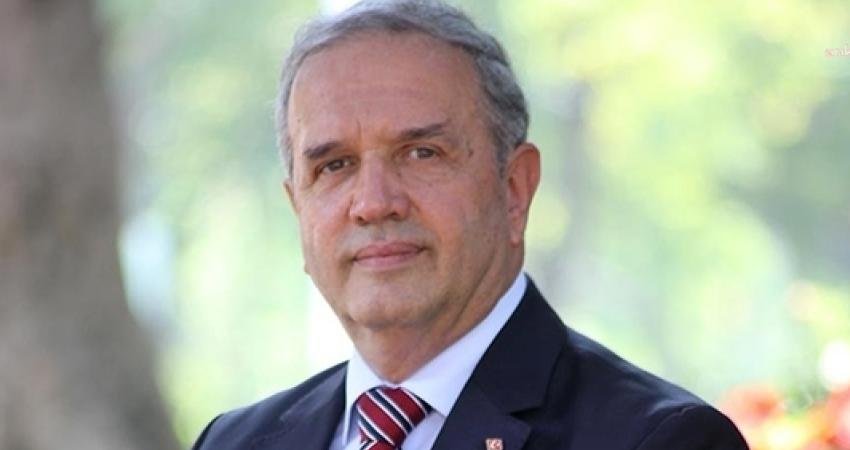 Anayasa Mahkemesi, emeklilik döneminde basına yaptığı açıklamaları nedeniyle orduevlerine girişi