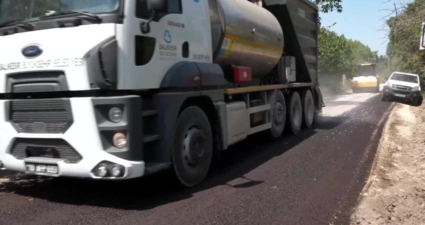 Balıkesir Büyükşehir Belediye Başkanı Ahmet Akın, kendi ekipmanları, personeli ve