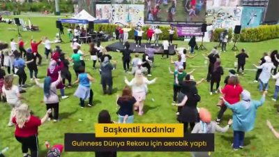 Başkentli kadınlar, Ankara Büyükşehir Belediyesi (ABB) tarafından düzenlenen aerobik etkinliğinde
