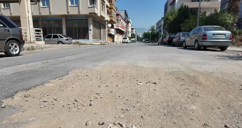 Bornova Belediye Başkanı Ömer Eşki, özel yol ve kaldırım düzenlemeleri
