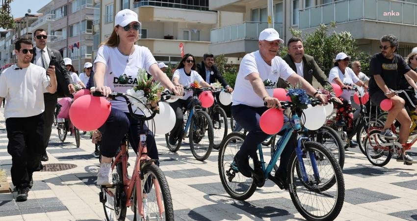Bursa Büyükşehir Belediye Başkanı Mustafa Bozbey ve eşi Seden Bozbey,