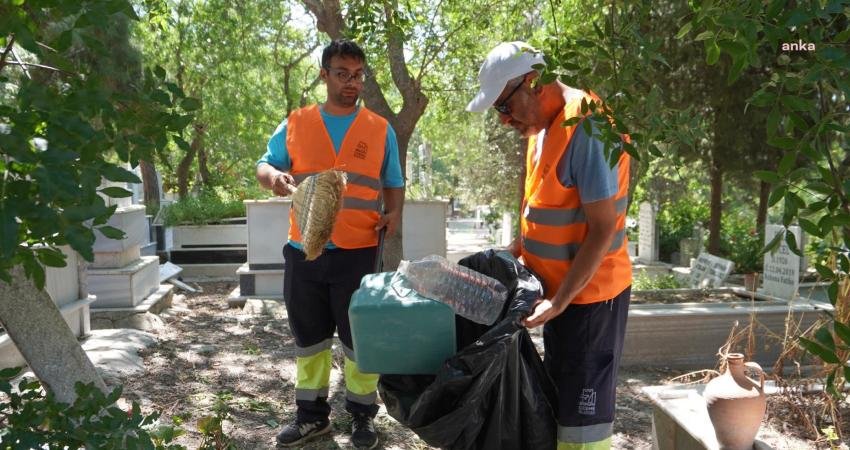 Çeşme Belediyesi, Kurban Bayramı öncesi ilçeyi bayrama hazırladı. Başkan Lâl