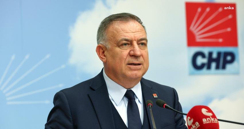 CHP Genel Başkan Yardımcısı Gökan Zeybek, CHP’li belediyelere yönelik operasyonlarda