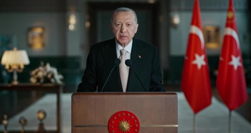 Cumhurbaşkanı Recep Tayyip Erdoğan, Kurban Bayramı dolayısıyla yayınladığı mesajda, “Ekonomi,