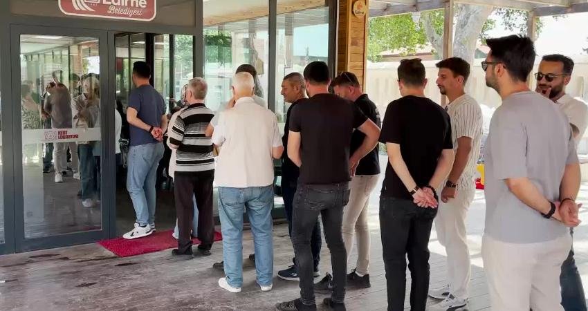Hayatını kaybeden Manisa Büyükşehir Belediye Başkanı Ferdi Zeyrek anısına, Edirne