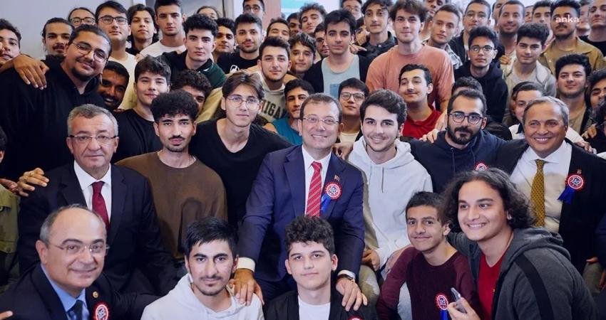 Silivri'deki Marmara Cezaevi'nde tutuklu bulunan CHP'nin Cumhurbaşkanı adayı ve İstanbul