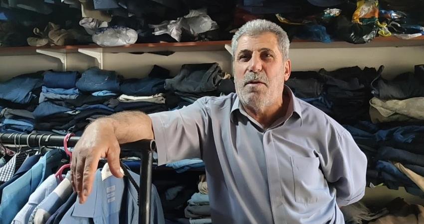 Elazığ’da ikinci el kıyafet satılan bit pazarı esnafı işlerinin iyi