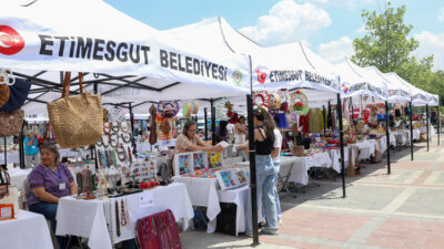 Etimesgut Belediyesi tarafından hayata geçirilen ve Etimesgutlu kadınların üretim süreçlerine