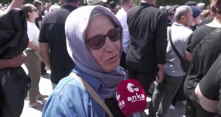 Manisa Büyükşehir Belediye Başkanı Ferdi Zeyrek'in cenaze töreni için Cumhuriyet