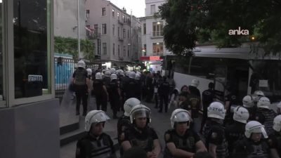 Gezi Parkı eylemlerinin 12 yıl dönümünde Beyoğlu Mis Sokak'ta yapılan