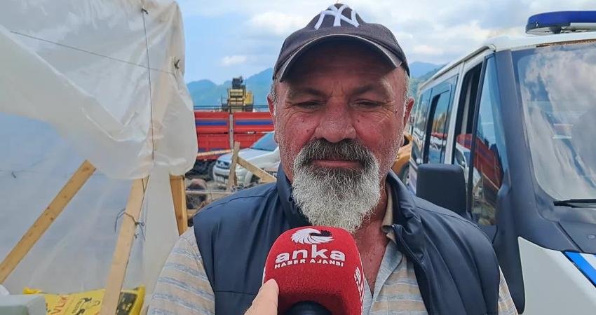 Artvin’in Hopa ilçesinde kurbanlık hayvan satan Ali Gürbüz Kara, “Bu