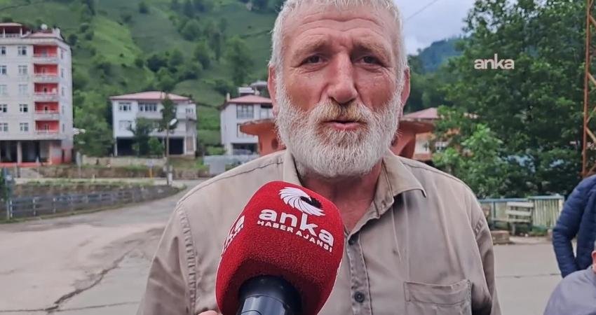 Hopa’da emekliler, piyasadaki yüksek fiyatlardan şikâyet etti. Bir emekli, “Bakın,