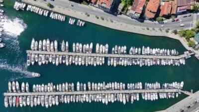 İstanbul Büyükşehir Belediyesi iştiraki İSPARK AŞ tarafından işletilen İstinye ve
