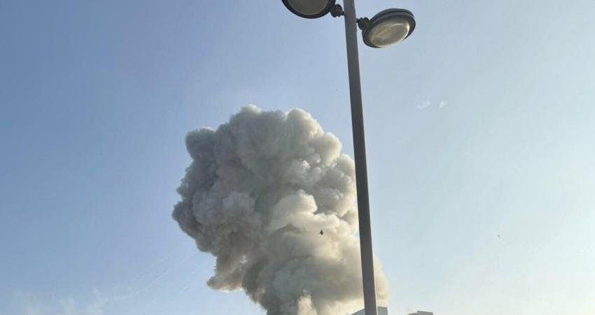 İsrail'in Beerşeba şehrinde bulunan Soroka hastanesini vuran İran füzesinin ardından