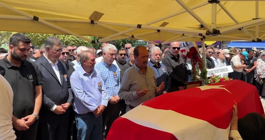 İzmir Büyükşehir Belediye Başkanı Cemil Tugay, dün kalp krizi nedeniyle