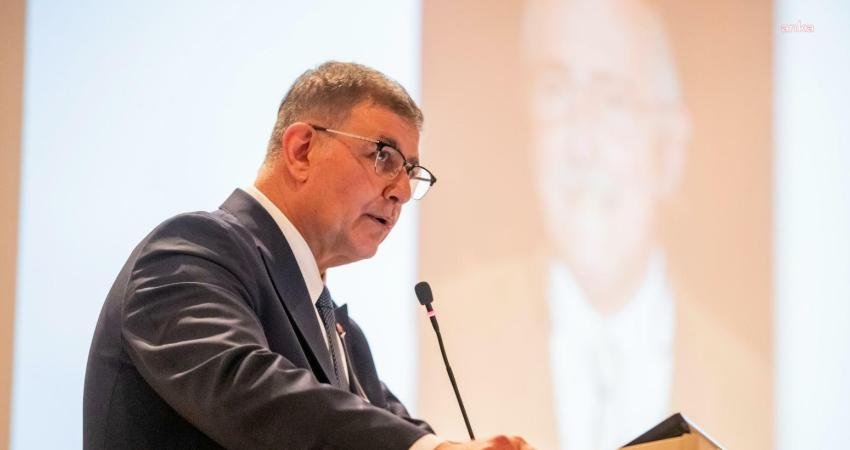 İzmir Büyükşehir Belediye Başkanı Cemil Tugay, Dokuz Eylül Üniversitesi (DEÜ)