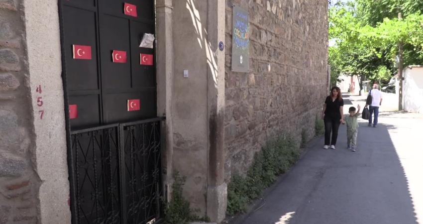 Konak Belediyesi’nin kadını ve çocuğu önceleyen, dayanışma odaklı hizmeti Mutlu