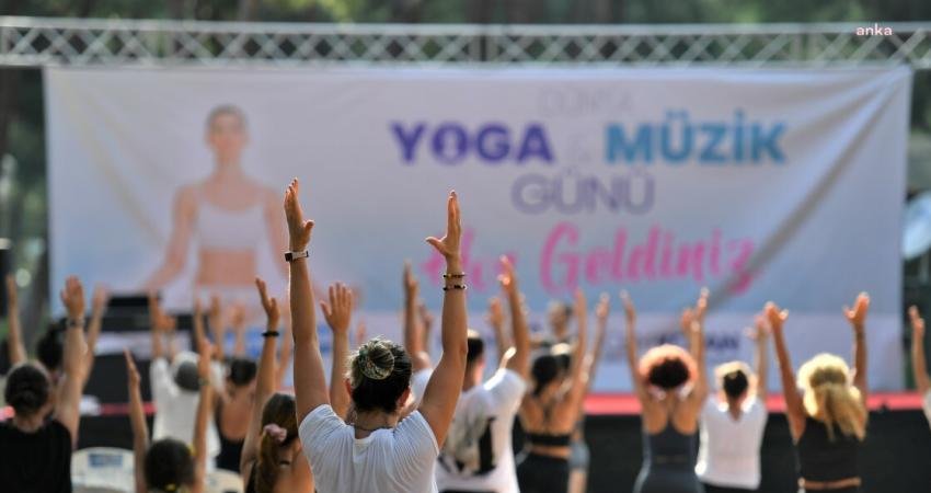 Konyaaltı Belediyesi, 21 Haziran Dünya Müzik ve Yoga Günü’nde vatandaşları,