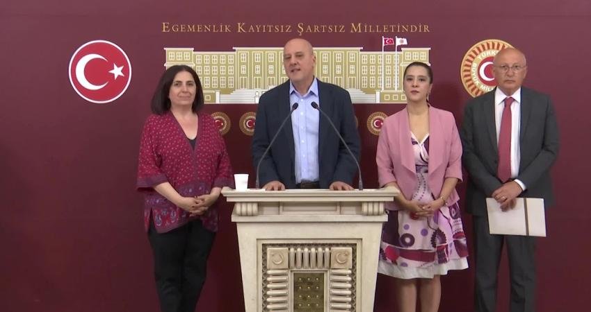 TİP İstanbul Milletvekili Ahmet Şık, maaşlarını ve diğer haklarını 28