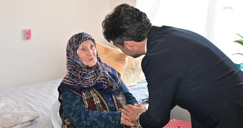 Manisa Büyükşehir Belediyesi, Kurban Bayramı’nda huzurevi sakinlerini unutmadı. Büyükşehir Belediyesi