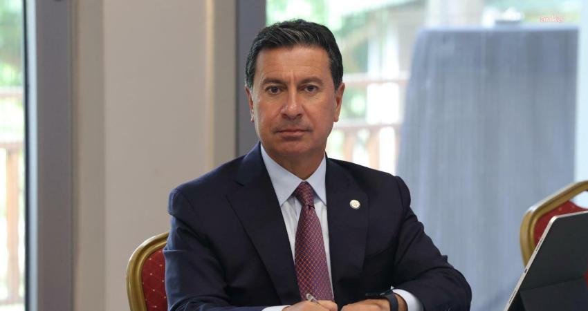 Muğla Büyükşehir Belediye Başkanı Ahmet Aras, Marmaris ilçesi açıklarında meydana gelen